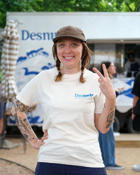 Desnudo T-Shirt