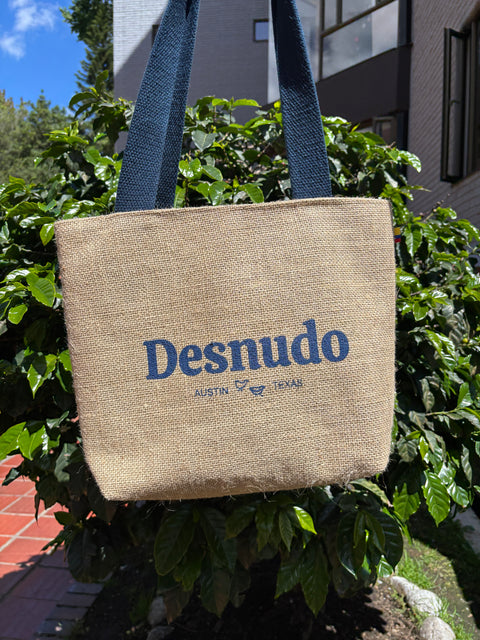 Desnudo Tote Bag