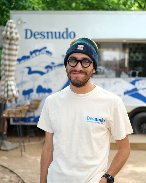 Desnudo T-Shirt