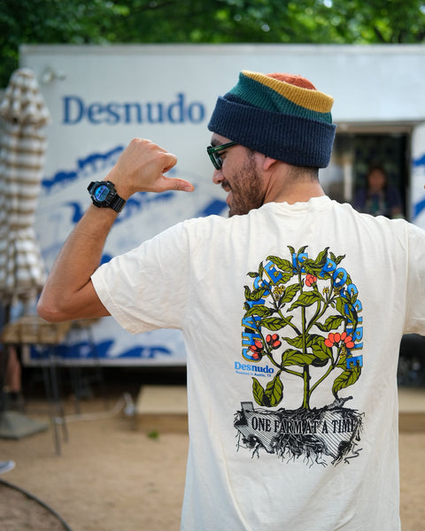 Desnudo T-Shirt