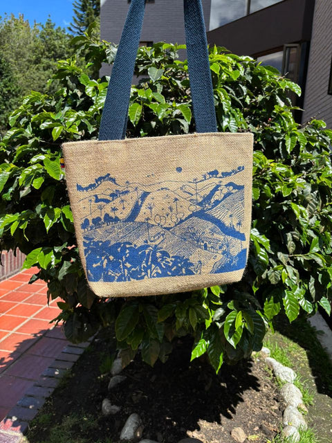 Desnudo Tote Bag